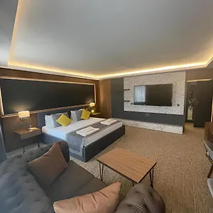 Otel Uk, Ankara